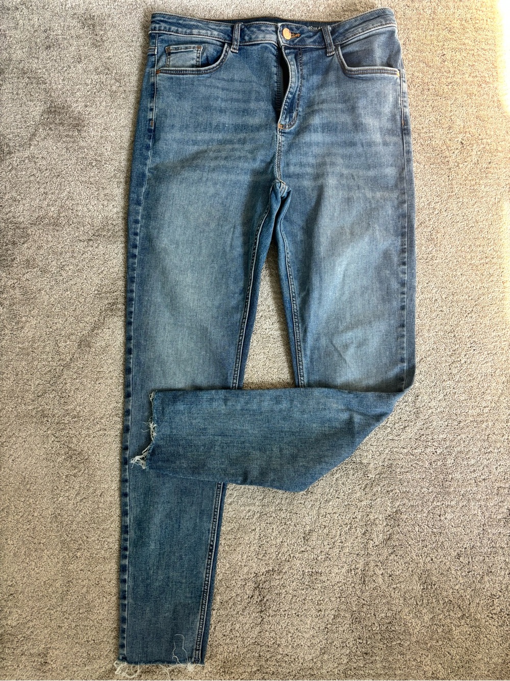 C&A Women’s Light Wash High-Rise Skinny Jeans
